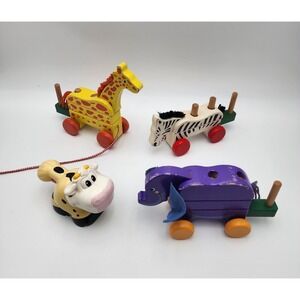LOT OF‎ KIDS TOYS MELISSA AND DOUG PULL ALONGS AND FLASHLIGHT COW TESTED